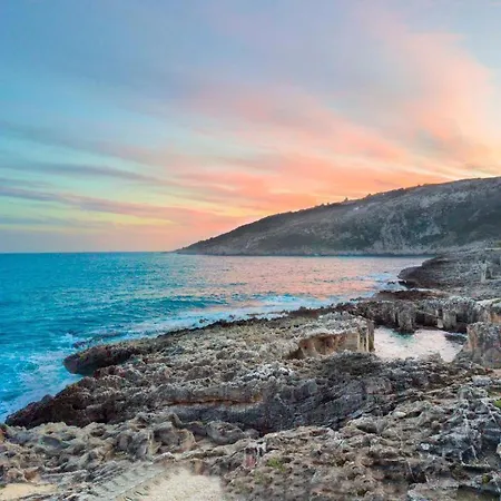 Lunamia&pool Nyaraló *